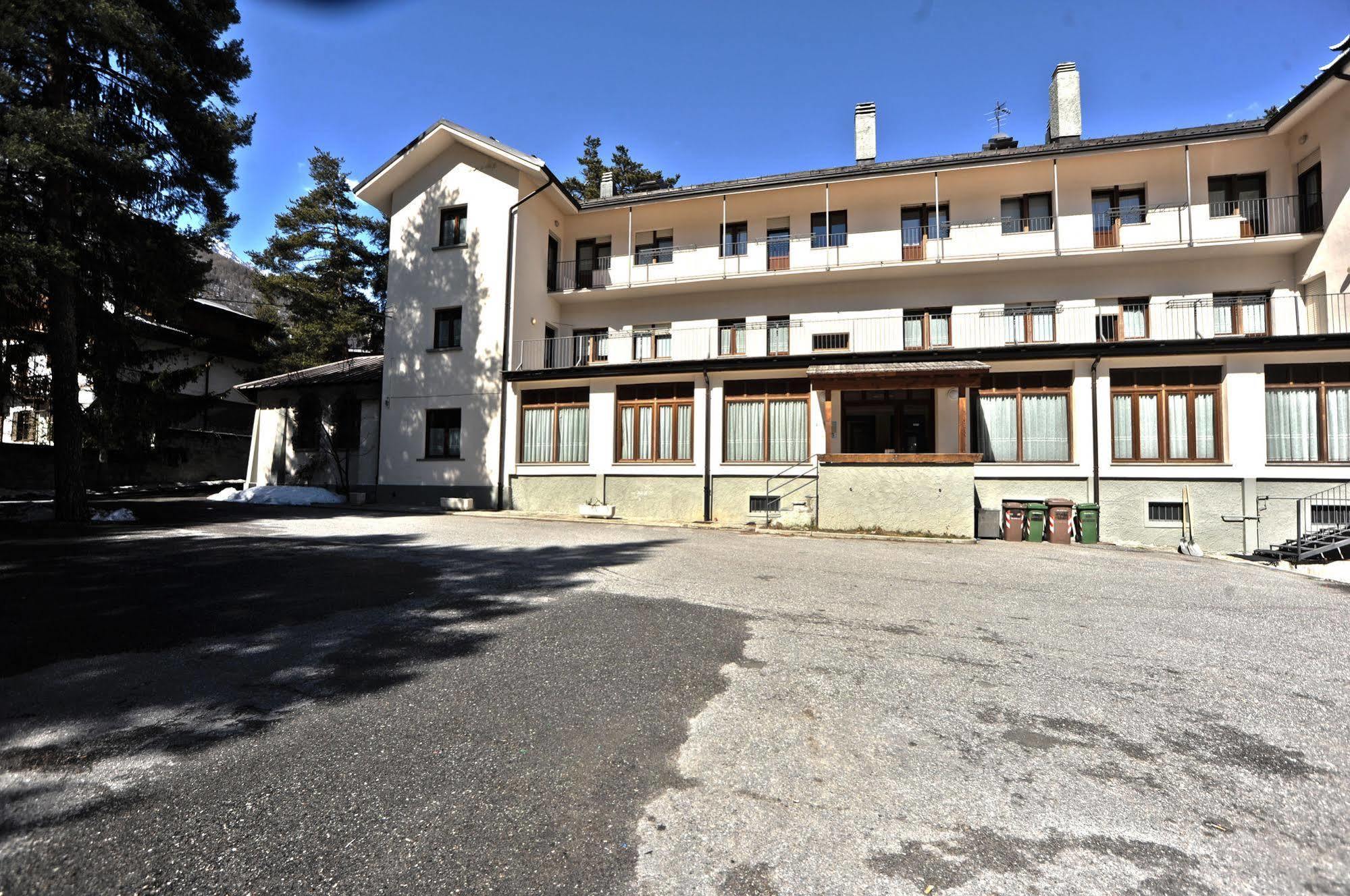 Casa San Francesco Bardonecchia Exterior foto